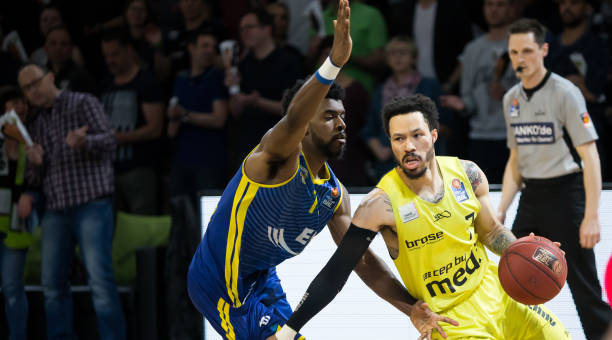 则依靠内线 则依靠内线