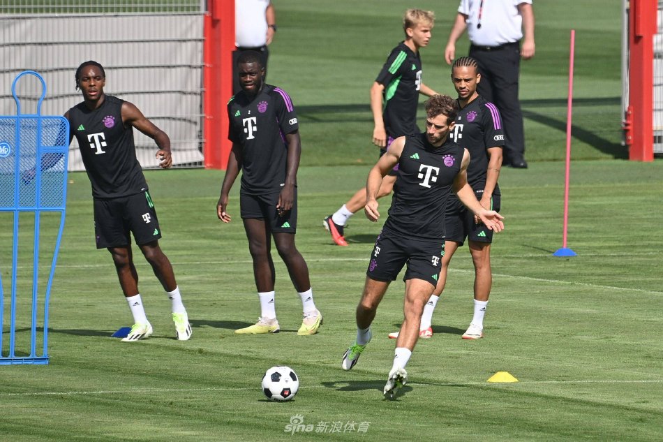 体育赛事中 体育赛事中